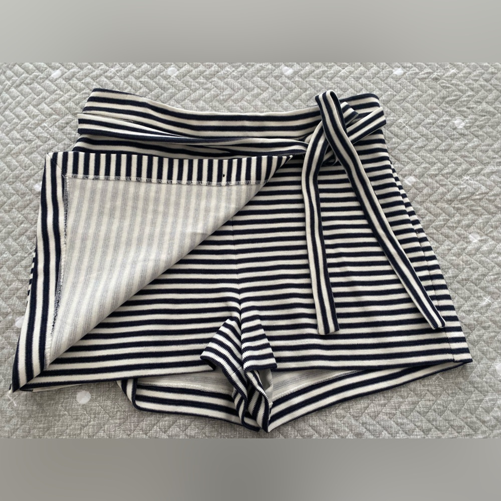 Express Skort - image 3